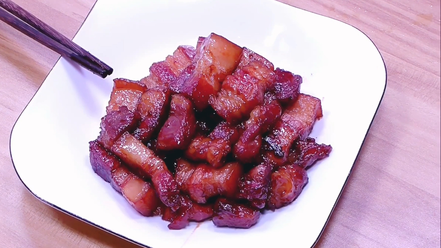 家庭版红烧肉 只需要三种调料 史上最懒人版的
