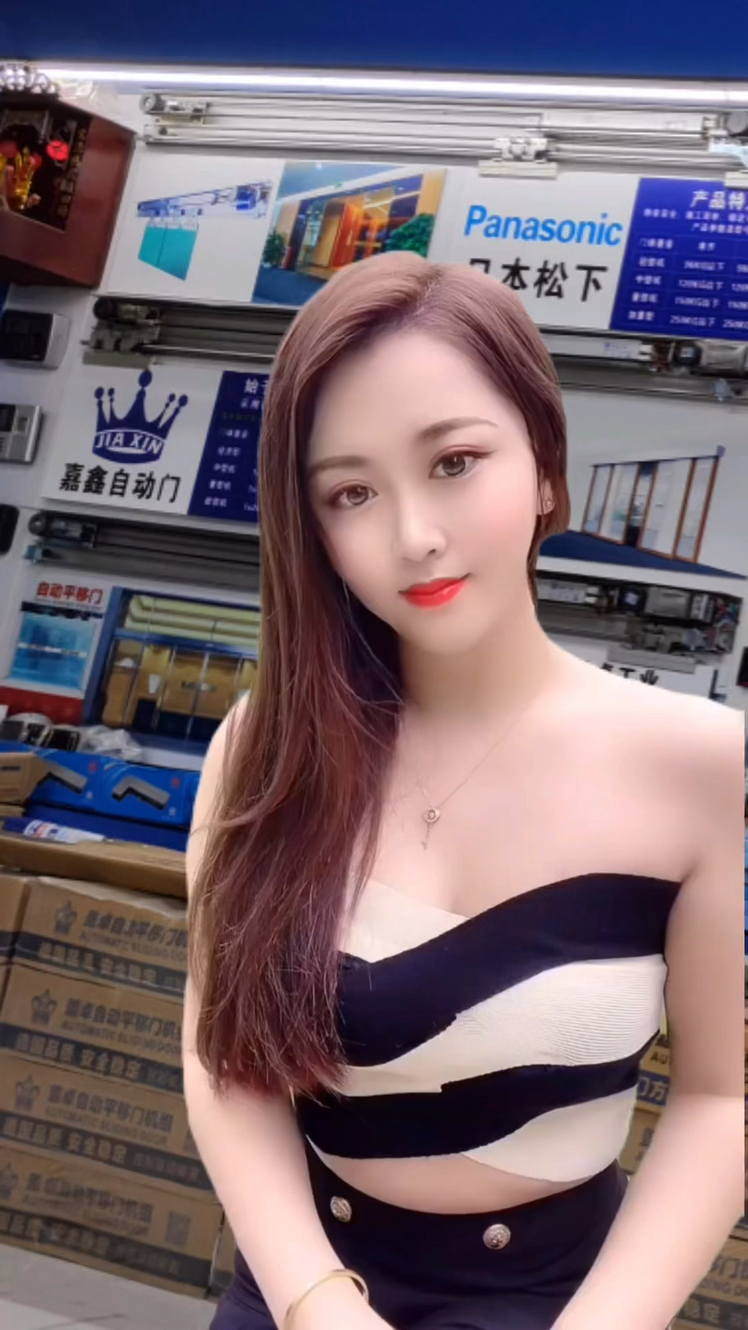 珠海盖卓地弹簧玻璃门