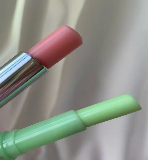 变色唇膏的原理