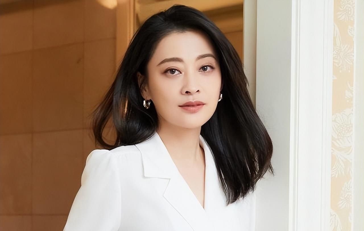 这8位女明星:20岁身材30岁脸,都被50岁的眼睛打败