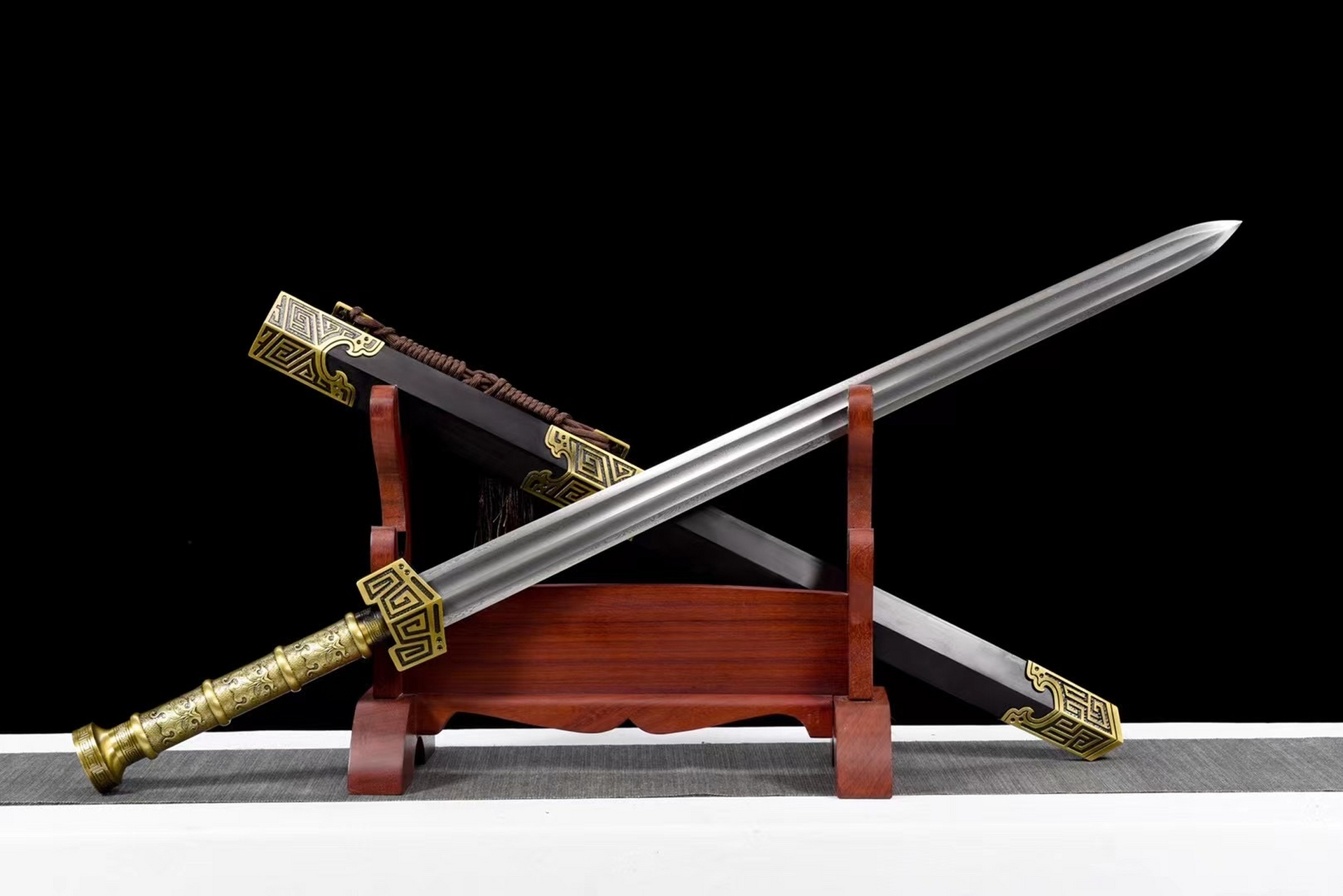 剑 — 《定秦剑》