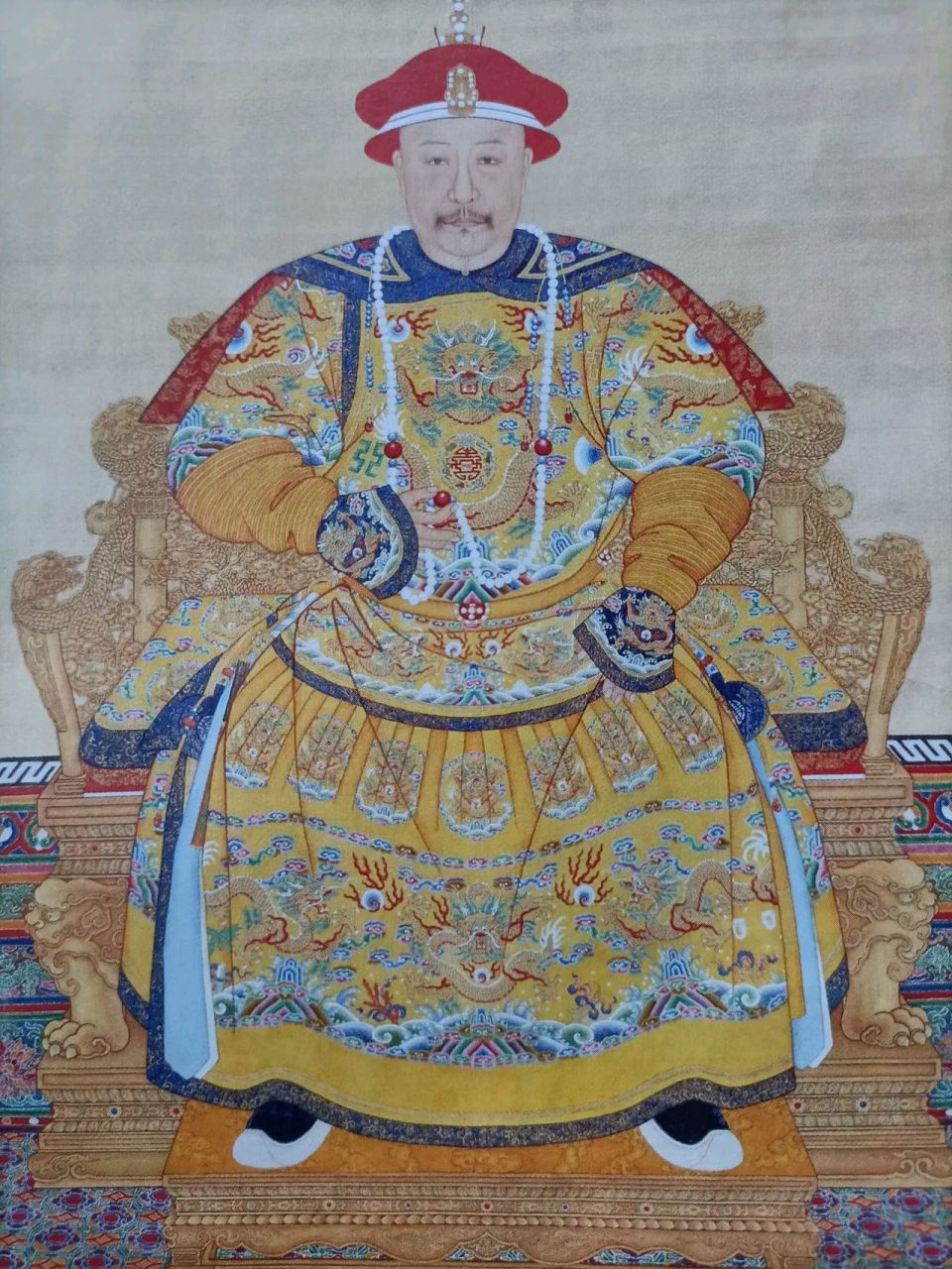 嘉庆时期皇宫门禁废弛,各处值班官兵,全没有几个认真执勤的.