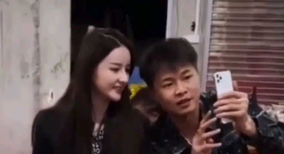 许华升宣布跟女朋友吴静婷将在明年年底结婚,双方正式见对方父母