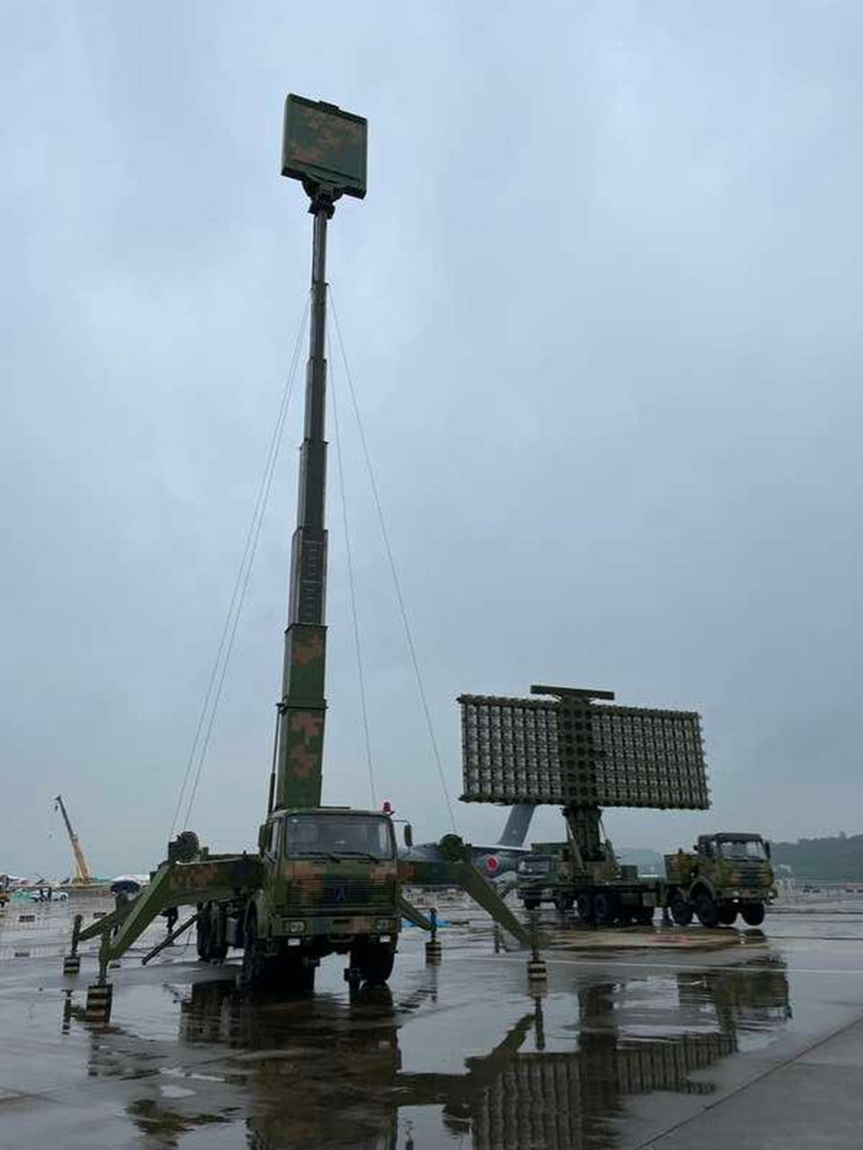 ylc-12 c波段低空补盲雷达具有低空探测性能优,阵地条件高适应,机动