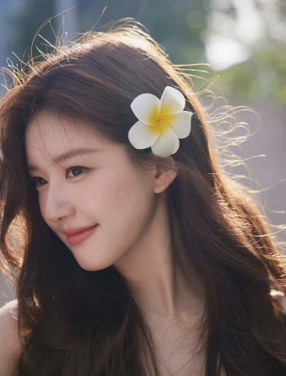 露思甜甜的笑容总能治愈到我,笑的真幸福.  #赵露思