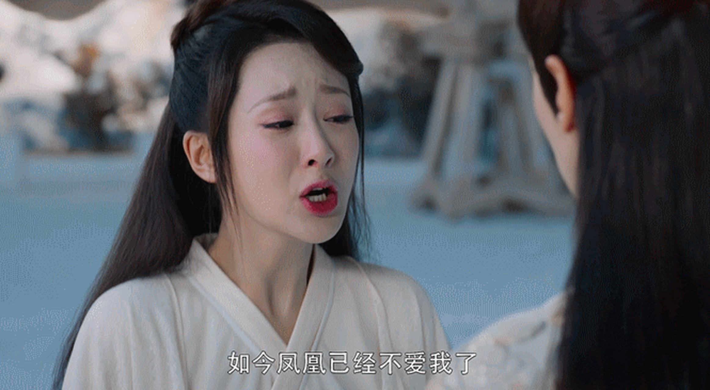 杨紫在《香蜜沉沉烬如霜》绝对是哭戏最多的一部剧,锦觅哭的撕心裂肺