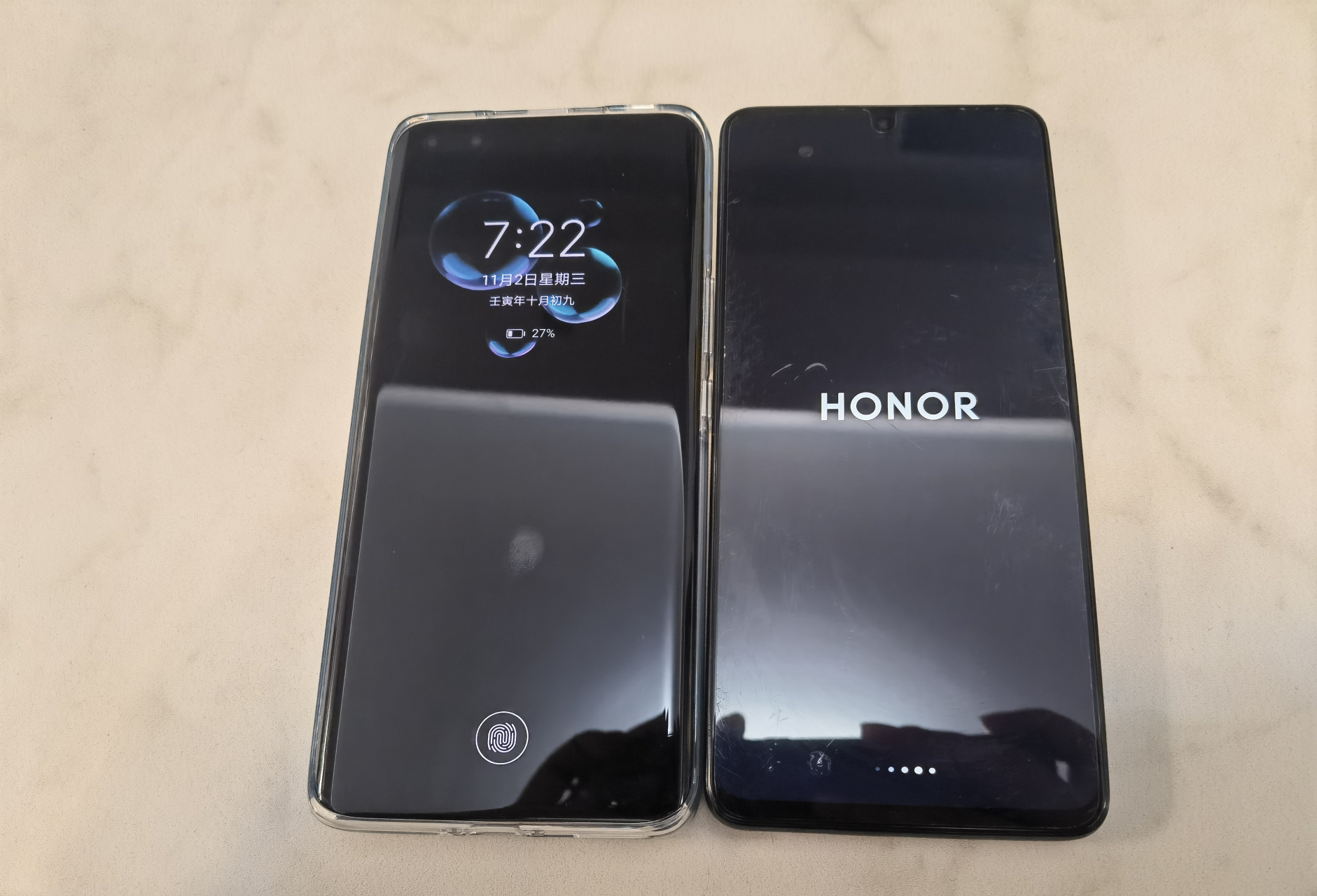 有幸拥有了荣耀这两款星环手机:彼此拥有各自独特的味道.