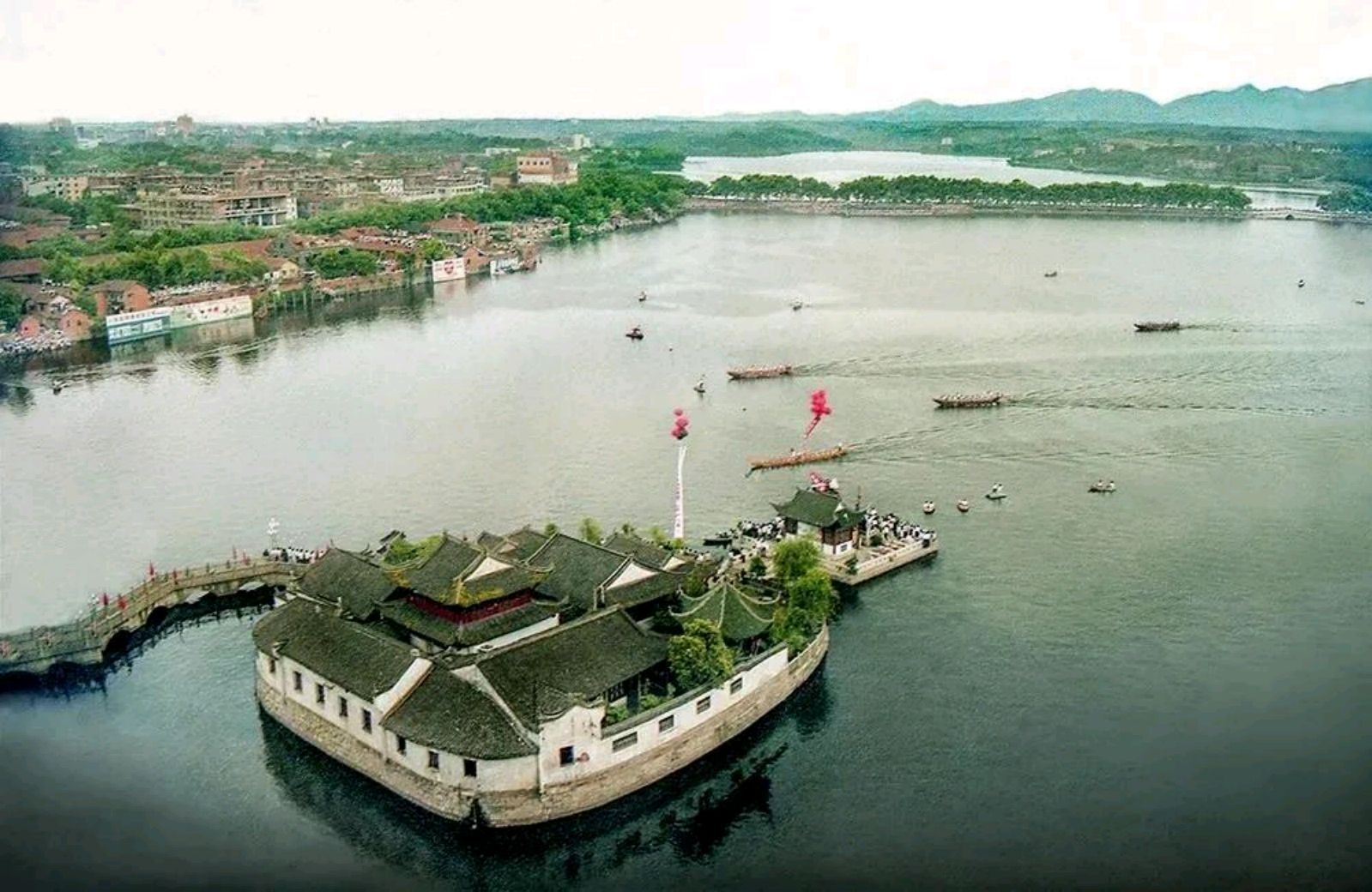 80年代江西老照片,难得一见的"九江"旧场景,看下有什么不同?