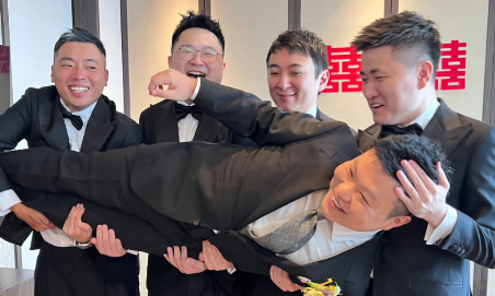 王思聪是富家女丁沫妍婚礼伴郎,还是双方媒人,新郎学历高是人才