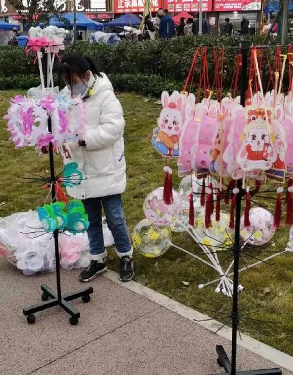 适合摆地摊的小东西(2020最适合摆地摊的产品是什么?)