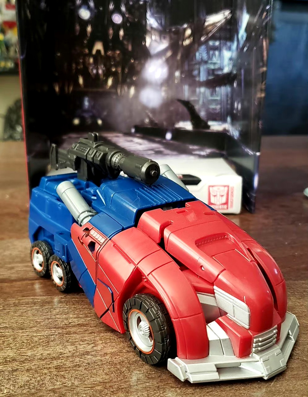 模型欣赏:变形金刚  ss ge-03 wfc擎天柱实物图.