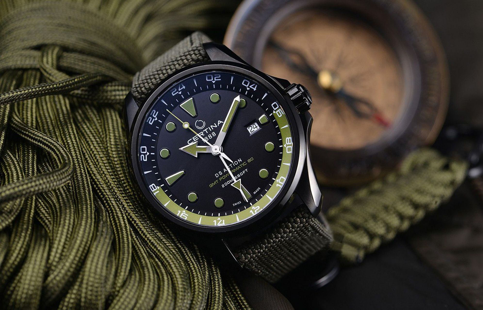 名表知识库# 影帝段奕宏在拍摄一次杂志封面图时手上佩戴了一枚