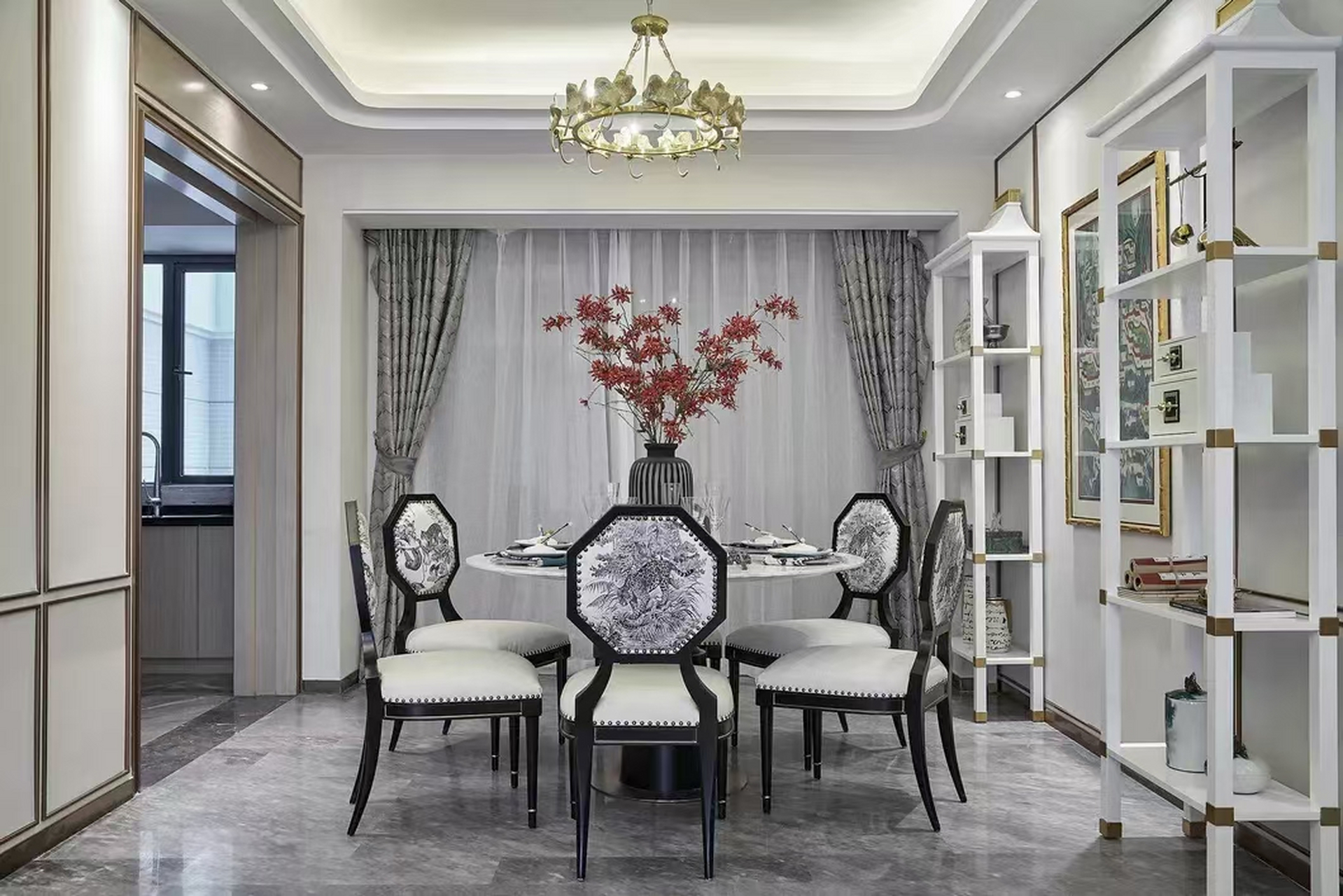 潮顶国际软装完工实景效果 不是简单复古的元素堆砌,而是更多的以中国