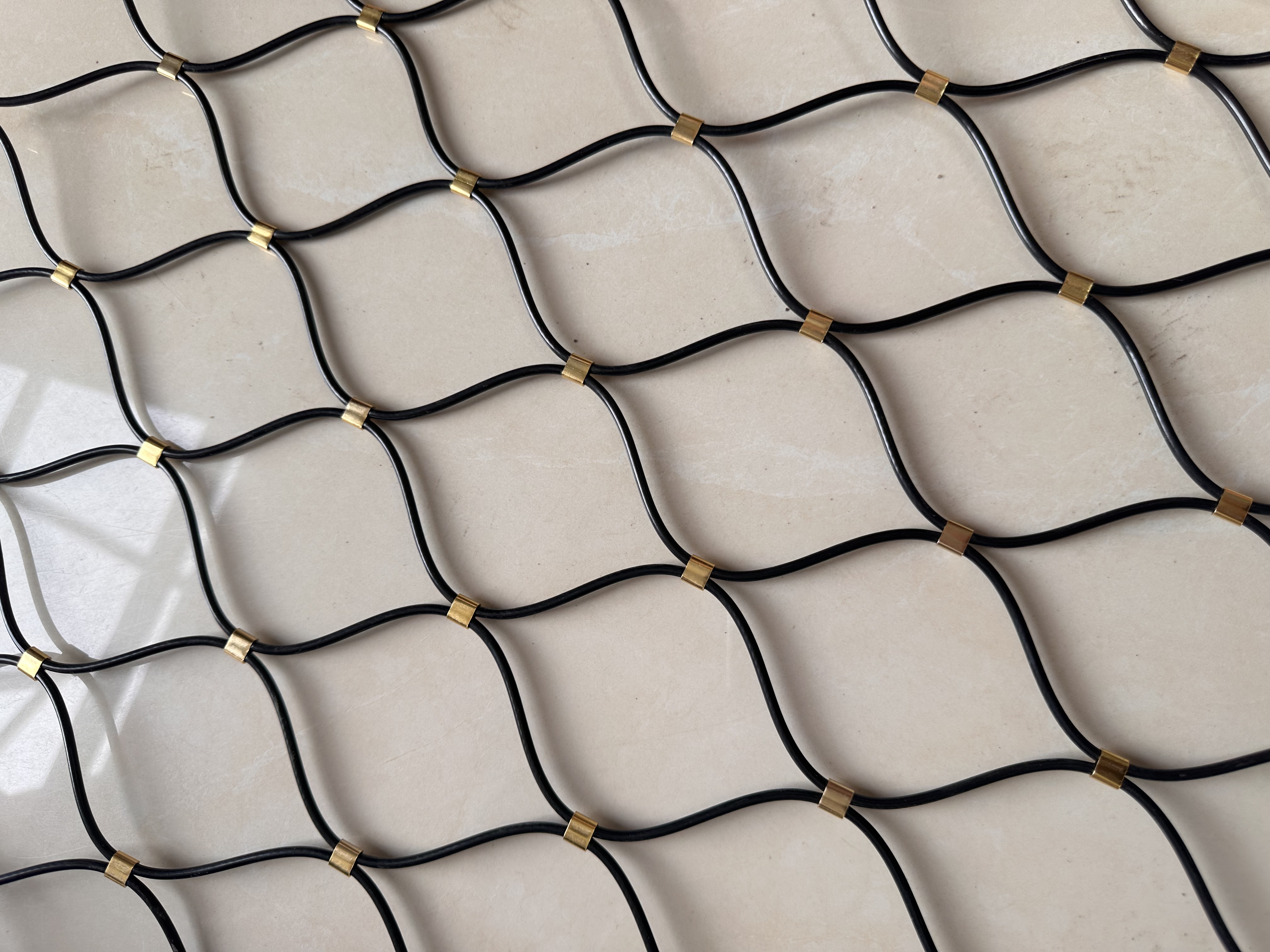 不锈钢绳网兜网绳:坚固与灵活并存的实用之选