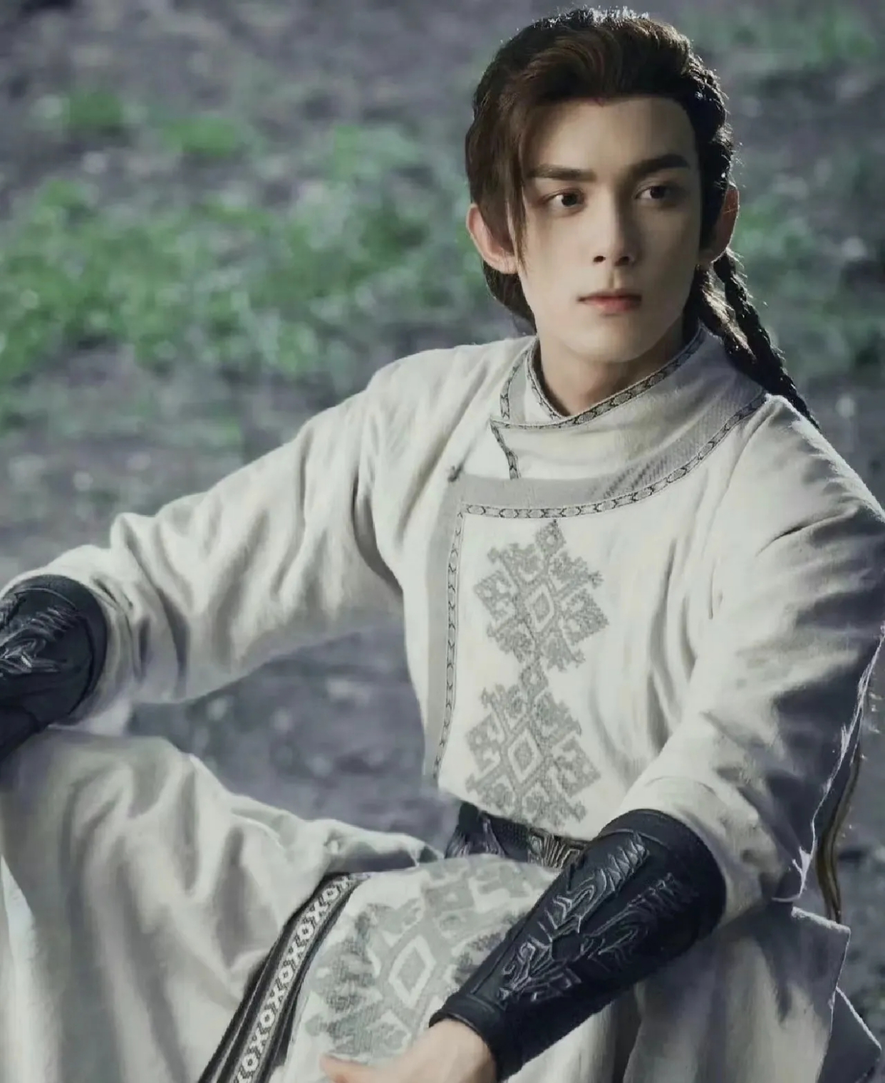 帅哥图片分享,《长歌行》吴磊饰演的阿诗乐隼