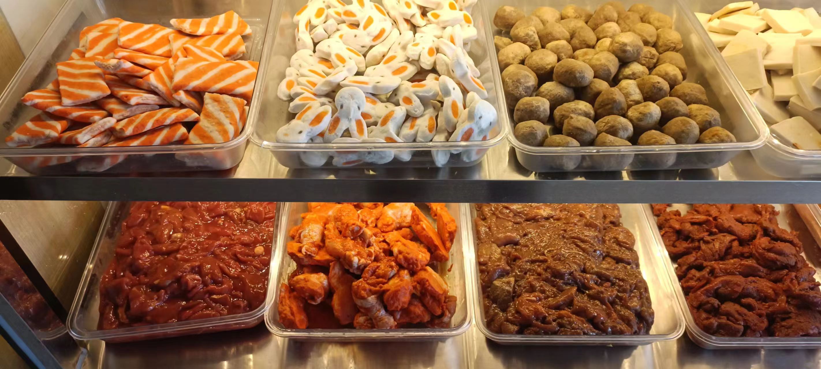 淮阳荣璟自助火锅店:美女的开店方式与众不同