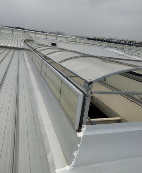 钢结构厂房通风天窗