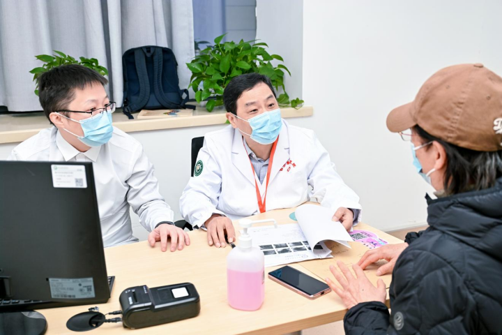 院士领衔百名专家走进临潼 西安秦皇医院隆重举行"情系西北,惠及百姓"