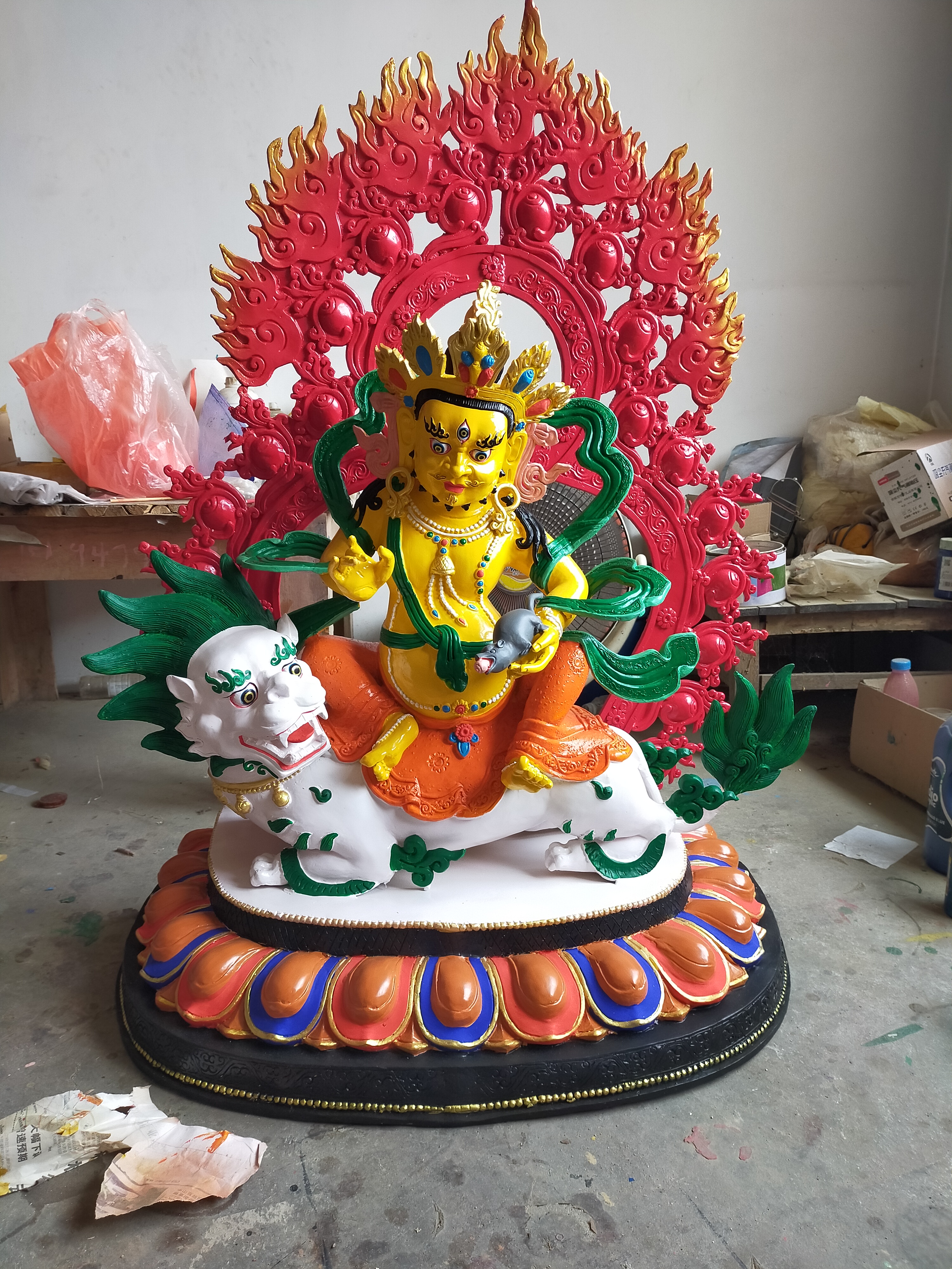 财宝天王又名毗沙门天王,多闻天王,是藏传佛教中最受尊崇的财神之一