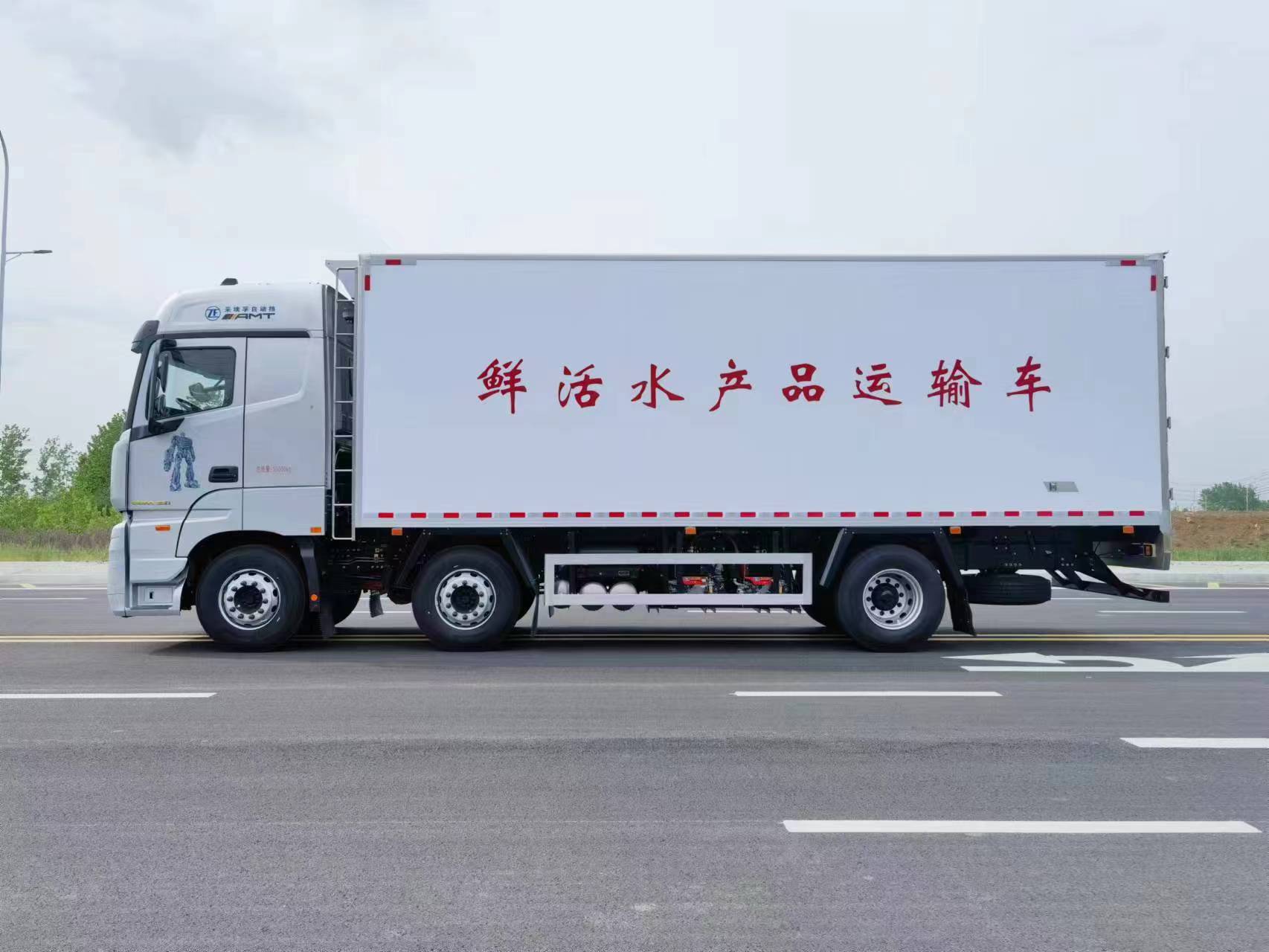 新款福田欧曼est小三轴7米8海鲜水产活鱼运输车