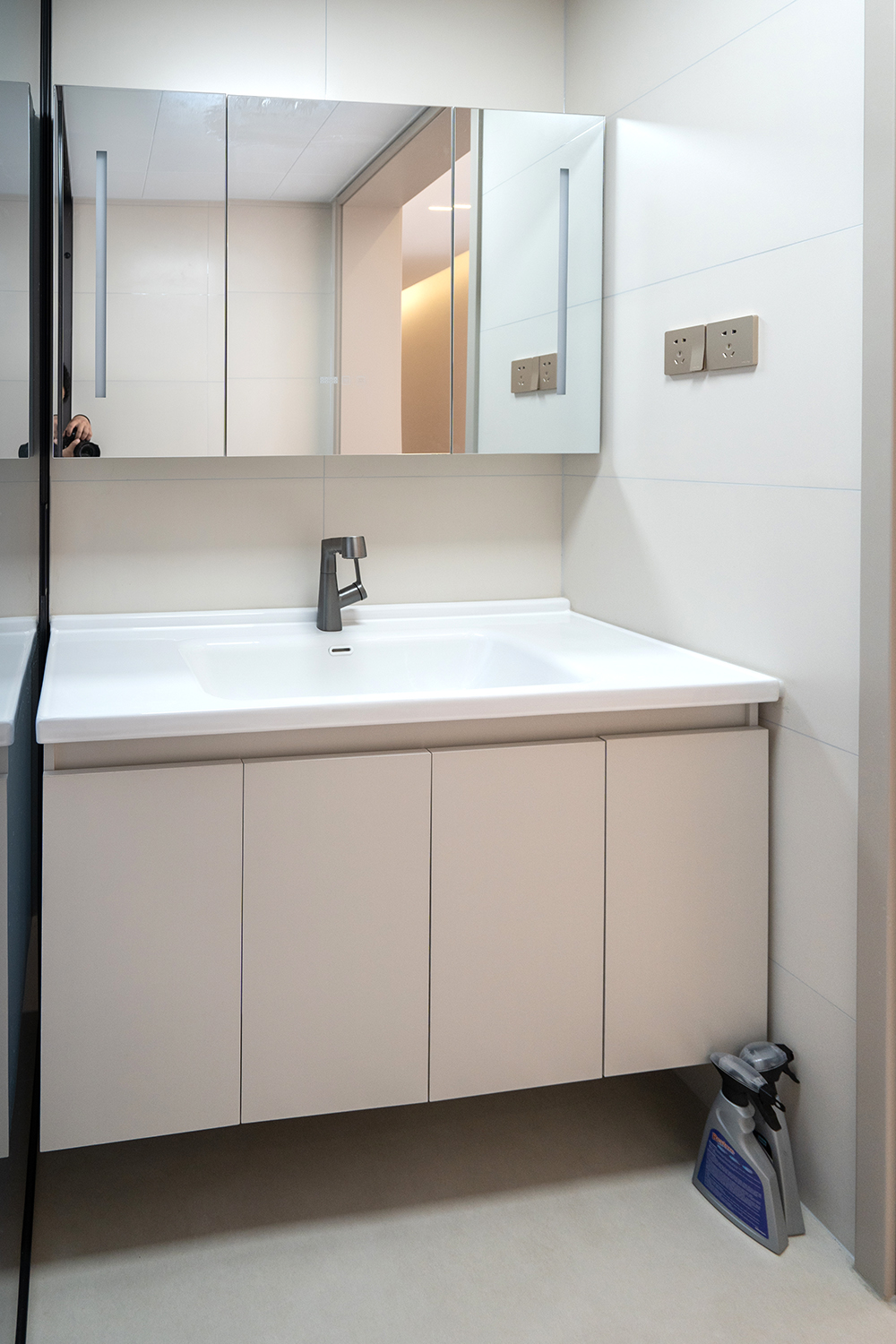 轻奢风卫生间装修:优雅与实用的完美结合