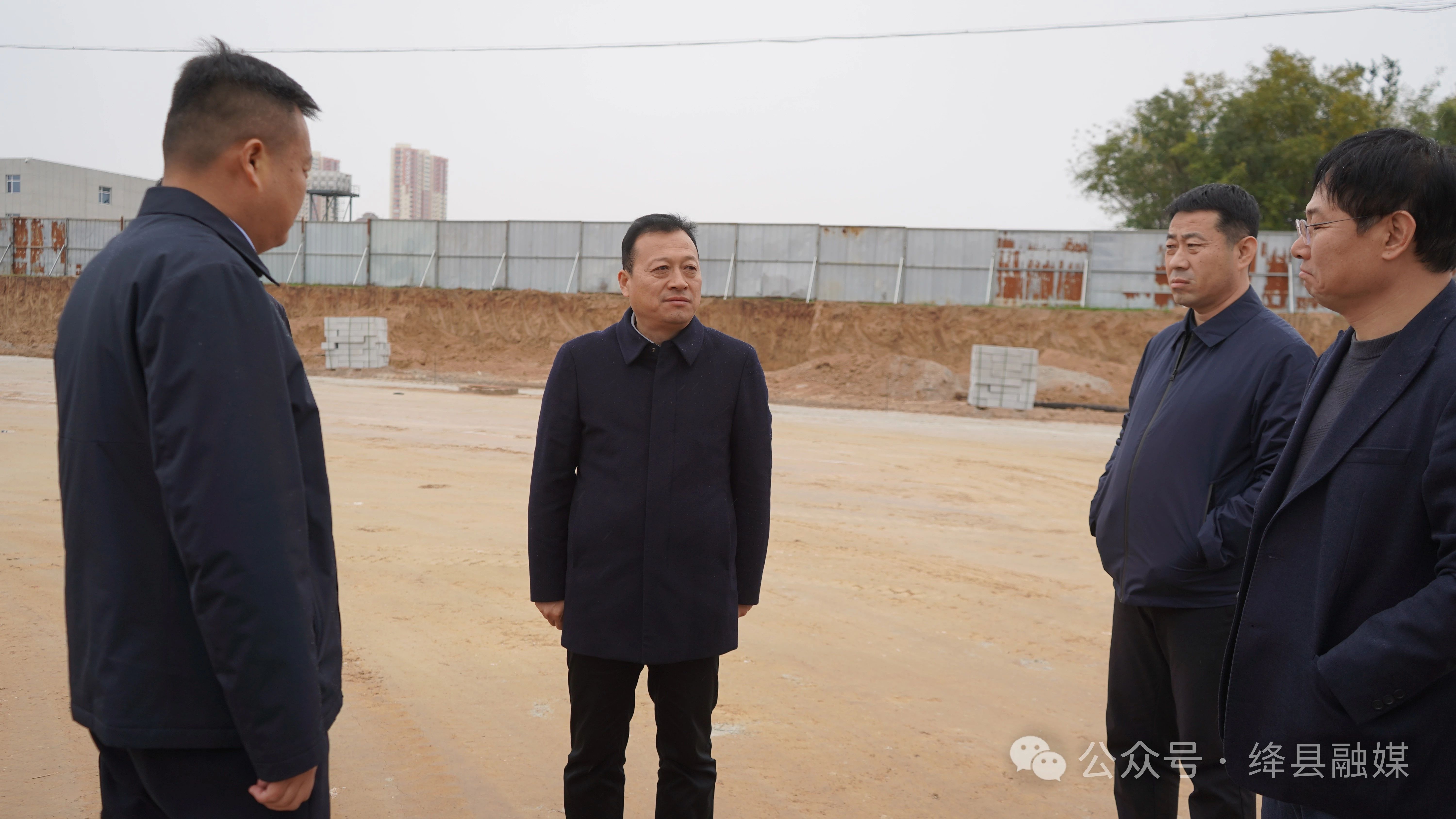 李晓军带队调研市政道路建设工作