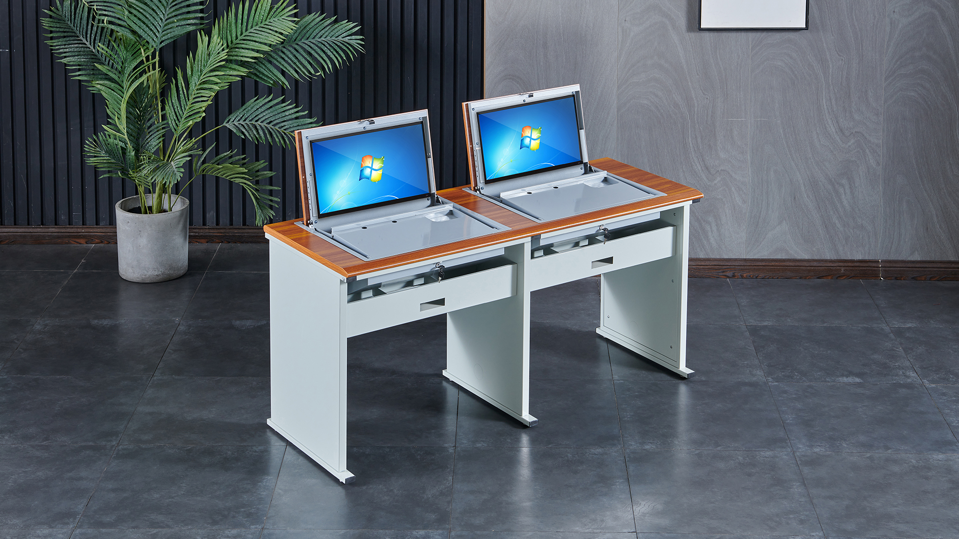 翻转式电脑桌的特点及其用料