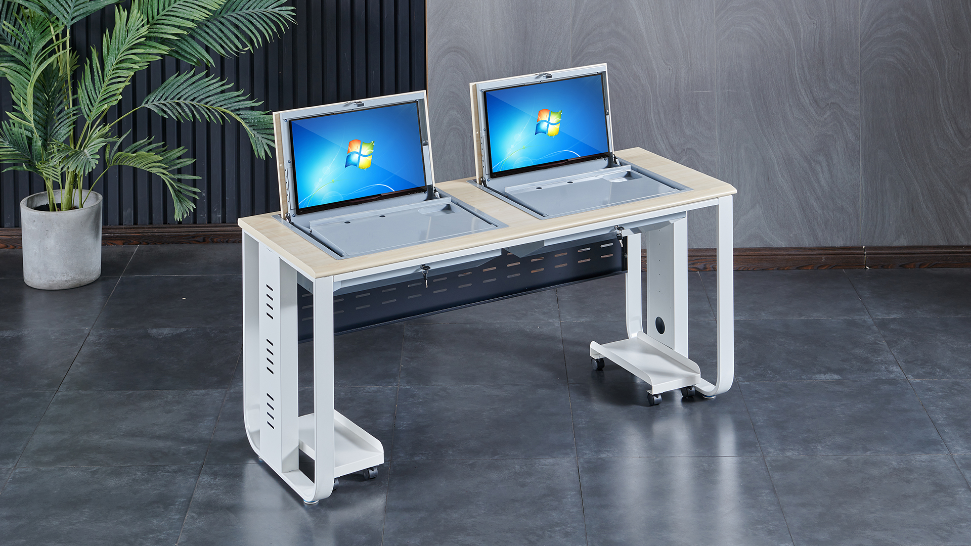 翻转式电脑桌的设计及其特点