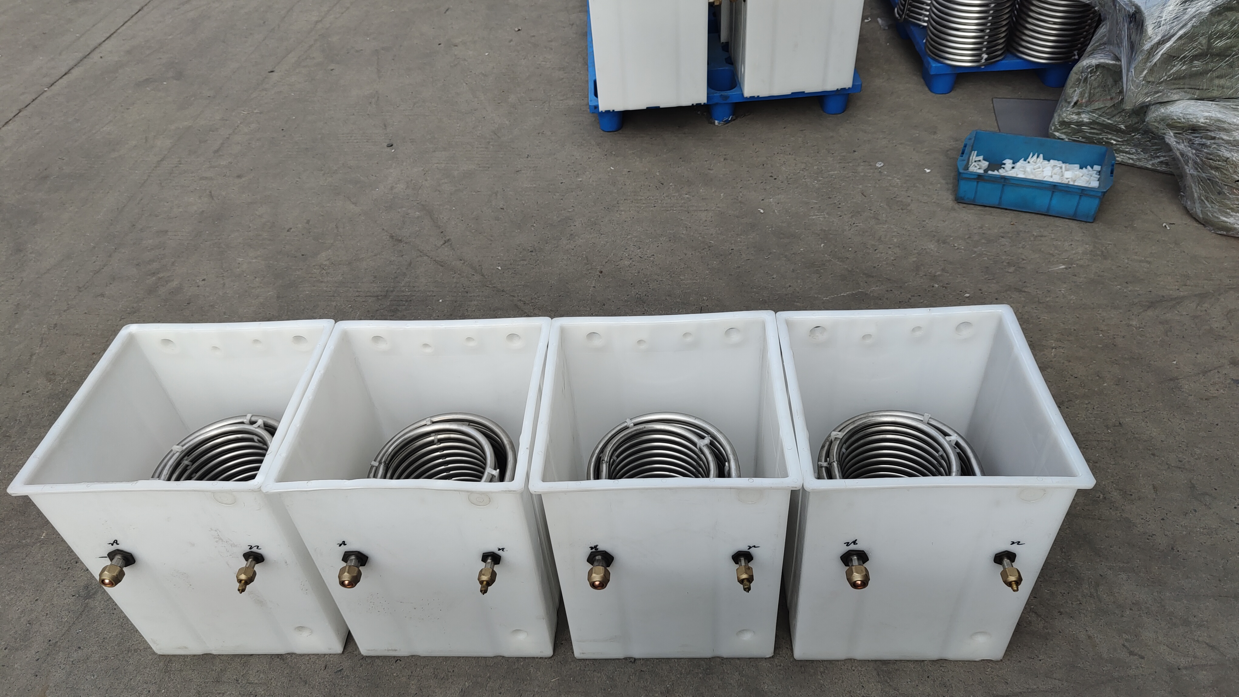 pp塑料水箱桶蒸发器,箱体一体注塑成型,耐腐蚀不易变形