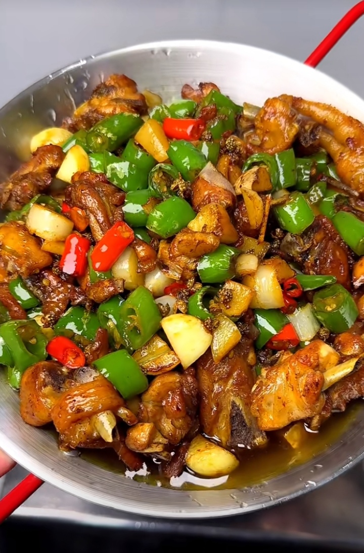 麻辣炒鸡的做法·麻辣炒鸡是怎样做的