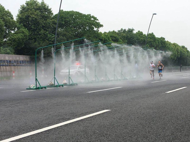 跑道训练喷雾降温设备