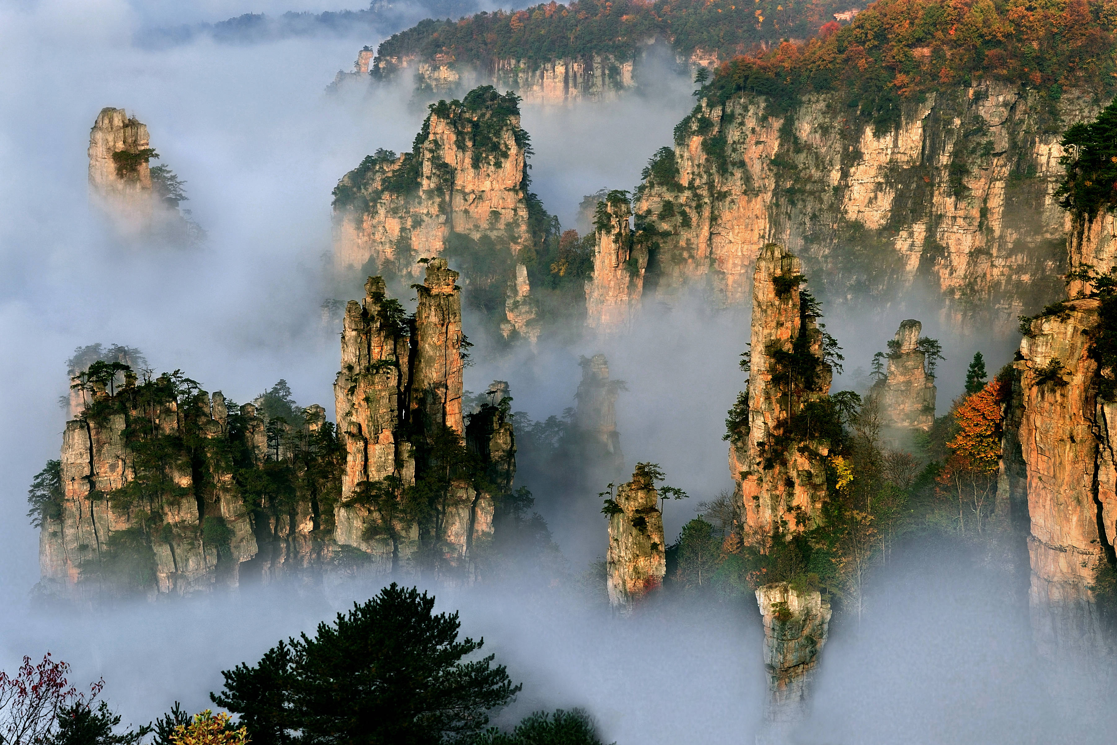 张家界天门山景区简介图片