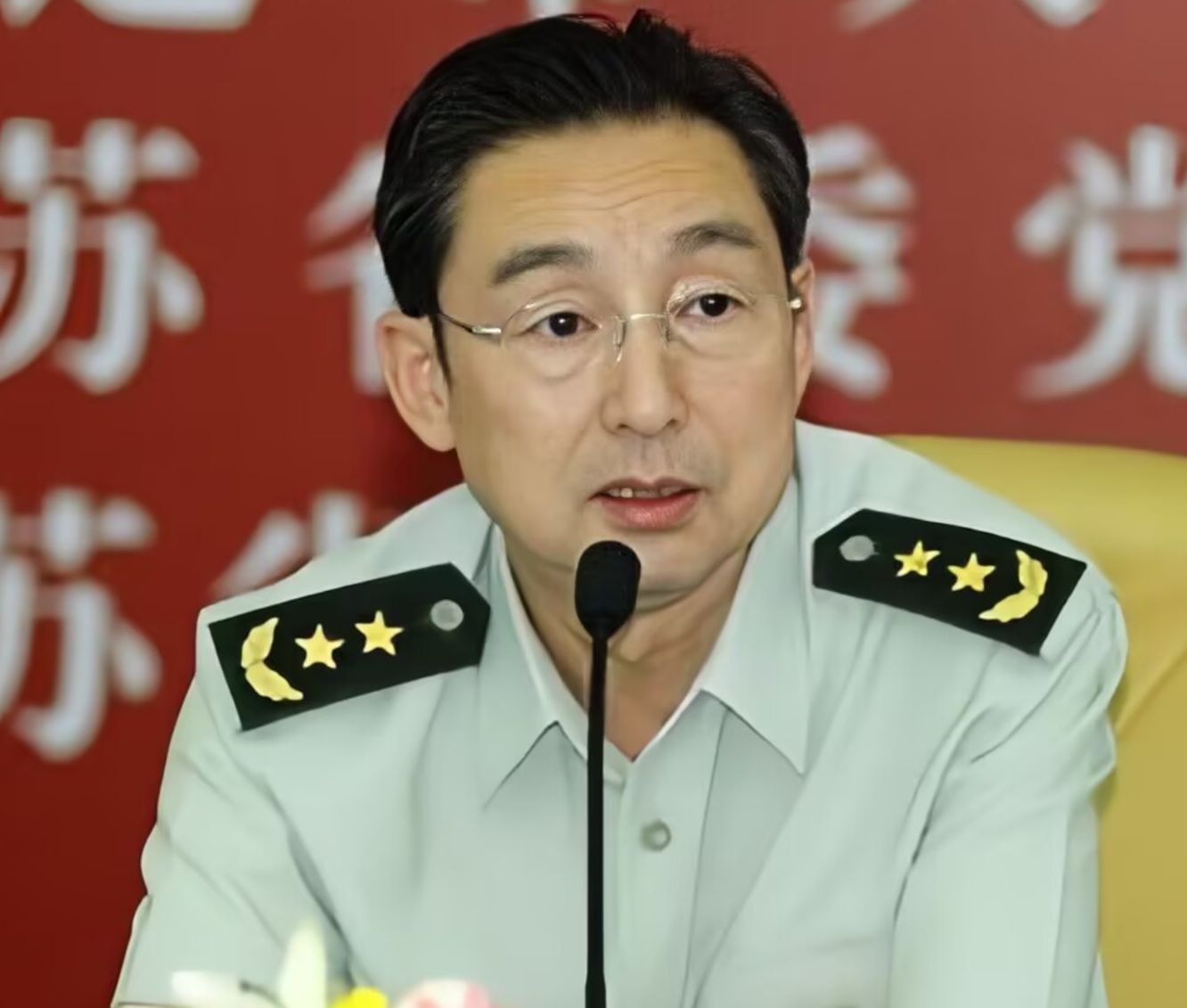 二炮原政委彭小枫,父亲是新四军名将,岳父谢富治官至副国级