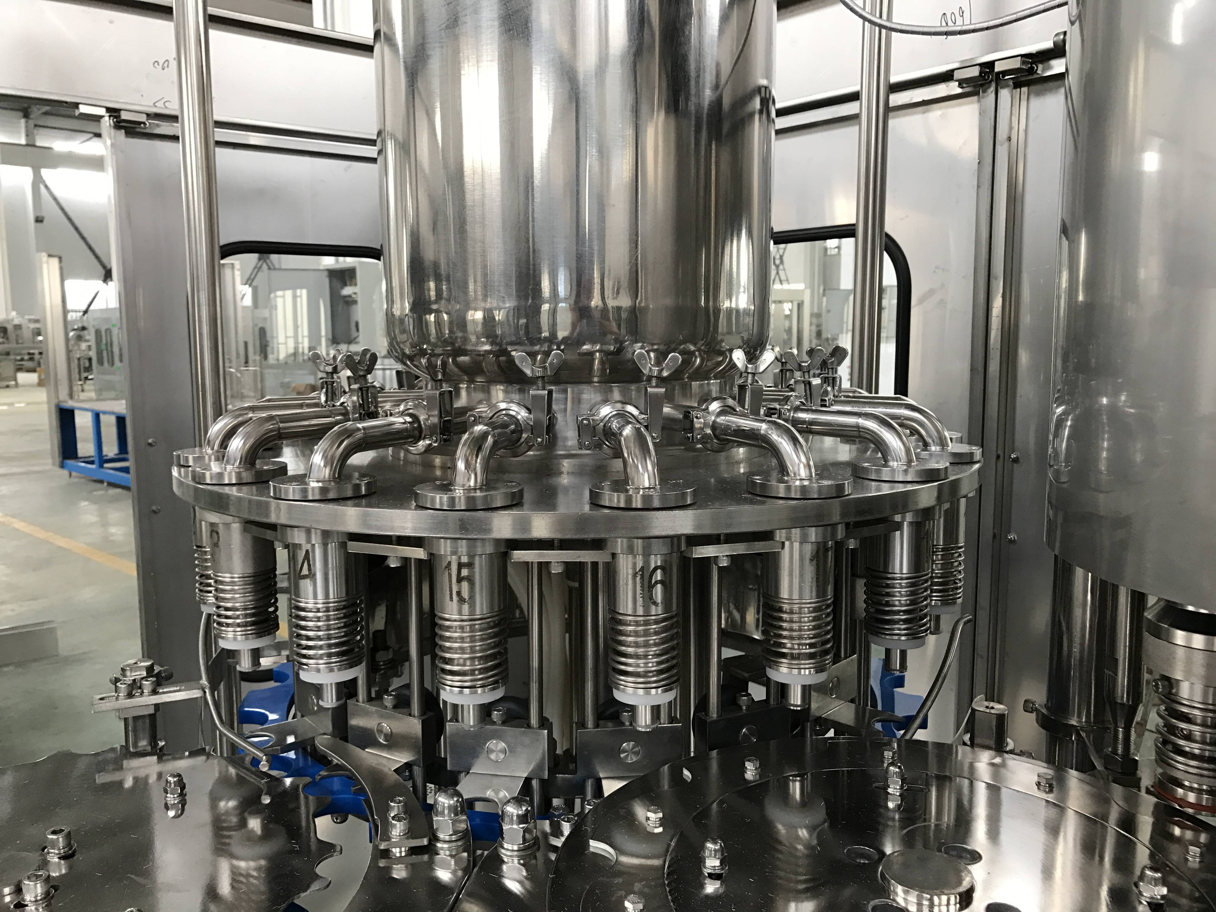 蓝莓果汁吸饮料生产设备##沙棘果汁饮料生产线#揭秘18000瓶茶饮舷