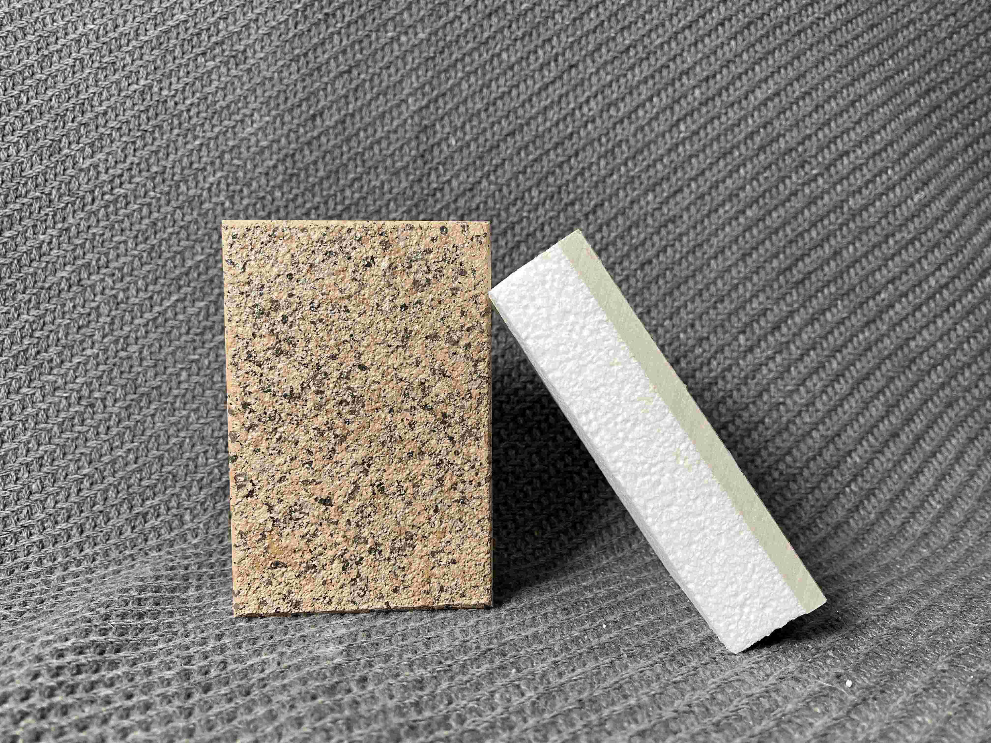 打造完美石材效果,仿石材保温装饰一体板的革命性选择