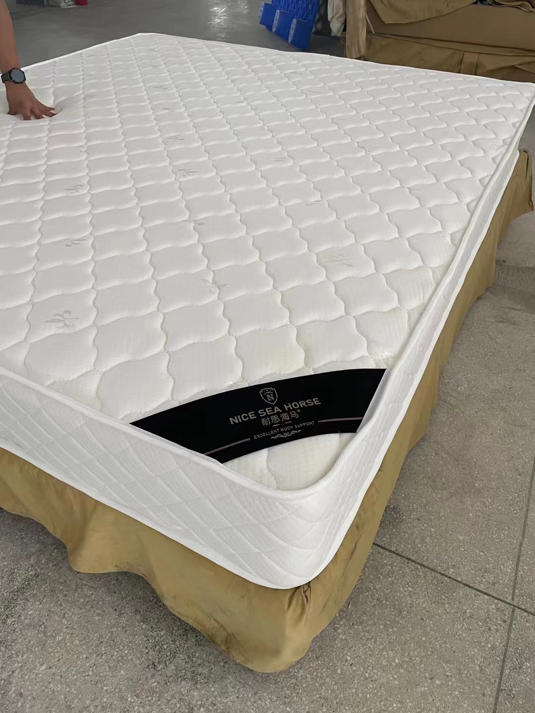 惠昌-1688二手席梦思床垫回收,二手旧床垫回收