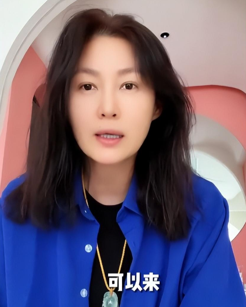 54岁王思懿现况照片曝光!老态尽显,看不出"潘金莲"的样子