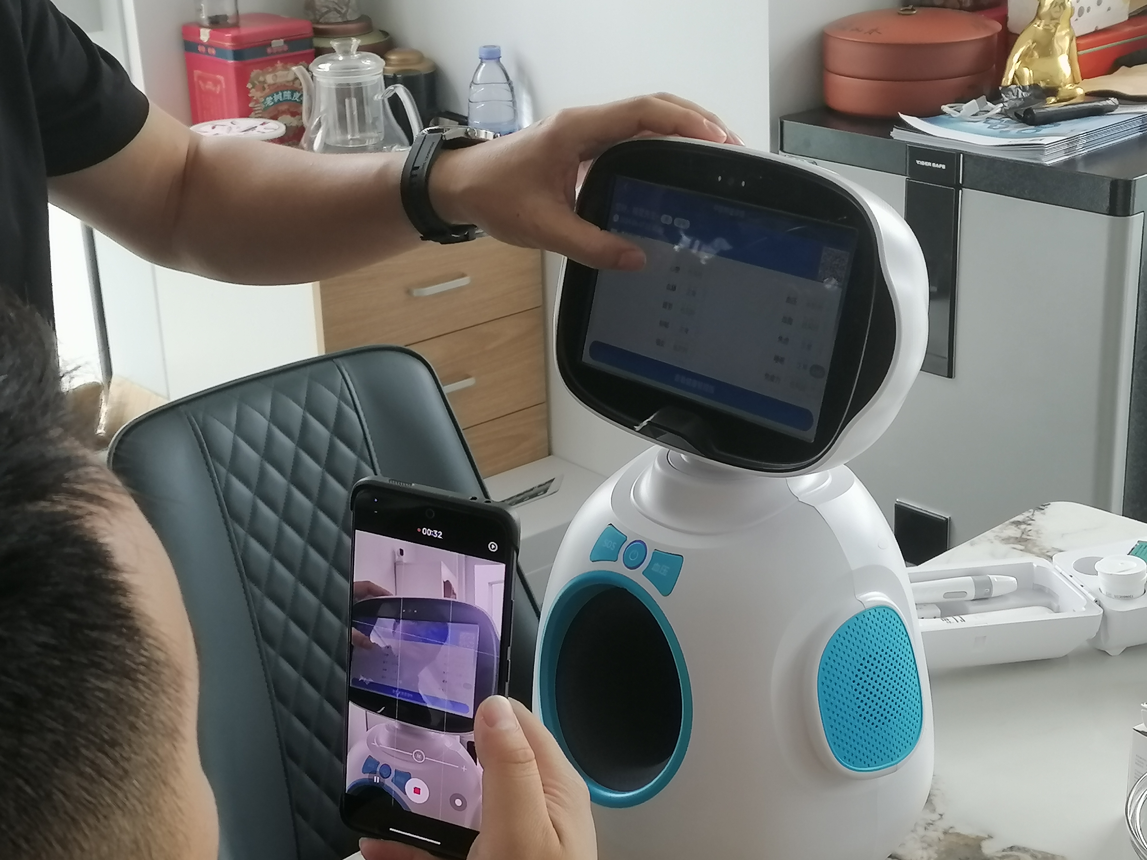 我们将从多个维度进行阐述:一,技术升级与功能拓展ai智能自诊的精准化