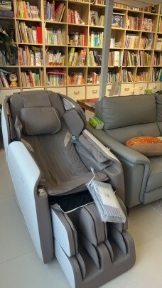 2025爆款荣泰S56按摩椅，家用全身按摩，送礼首选！