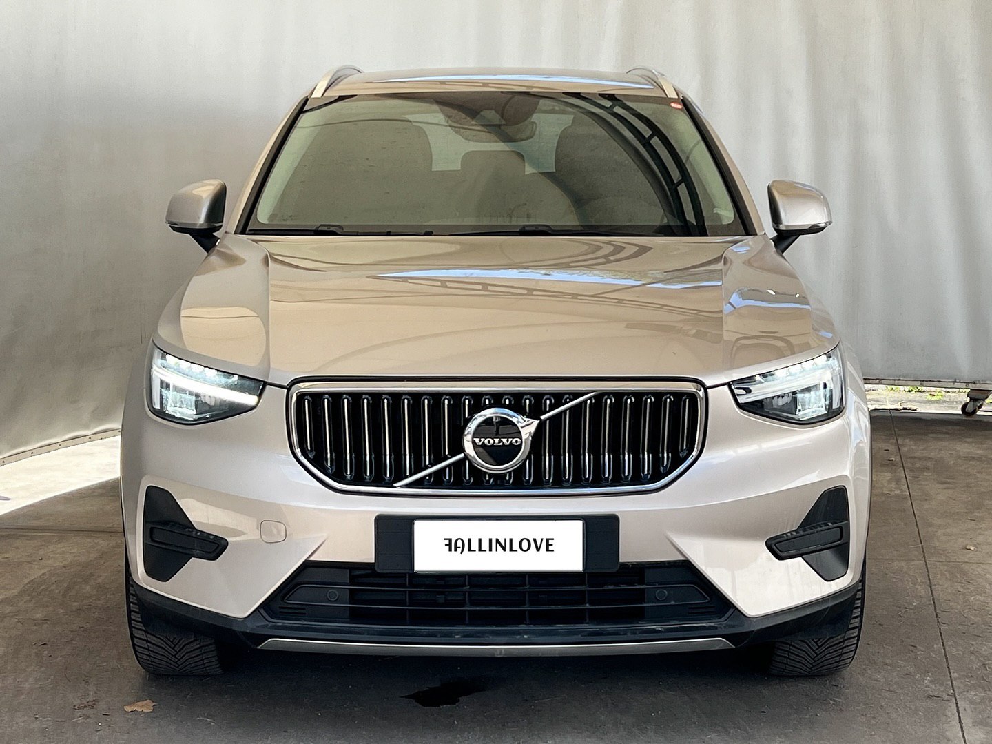 2025款沃尔沃xc40来了!极夜黑版彰显运动,20万出头要啥奔驰宝马