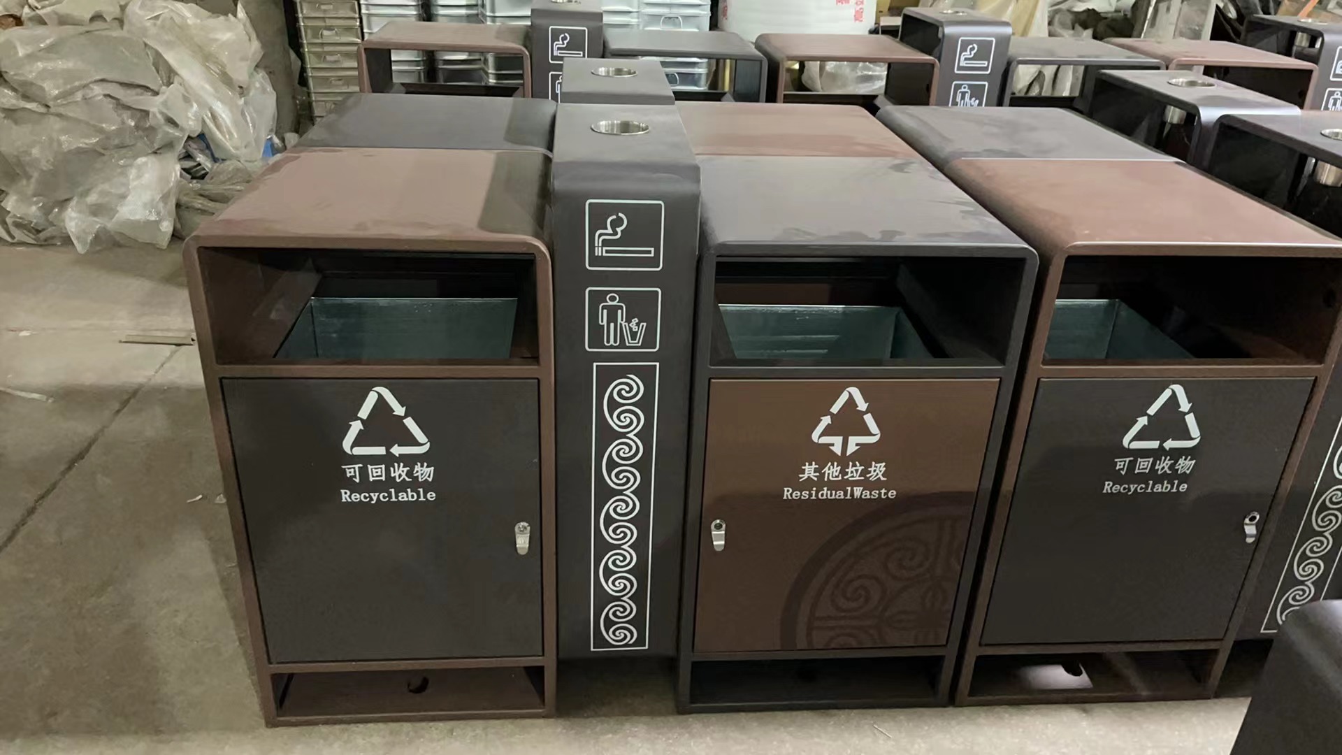 金属制品是什么垃圾(金属类属于什么垃圾,应该怎么处理)