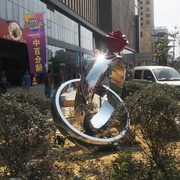 上饶不锈钢戒指雕塑 baijiahao.baidu.com