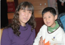 女排元老赖亚文:33岁结婚,婚后与丈夫分居,回家时儿子不认识她