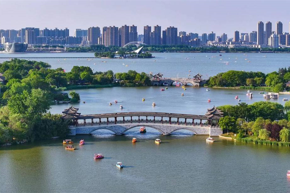 徐州一日游:从汉文化景区到云龙山的文化之旅