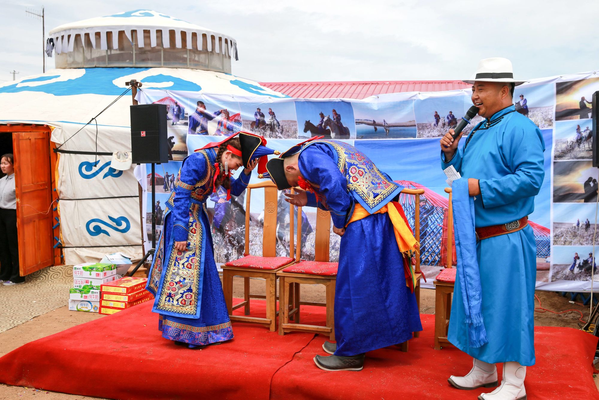 内蒙古风土人情:传统节日,居住环境与饮食习惯