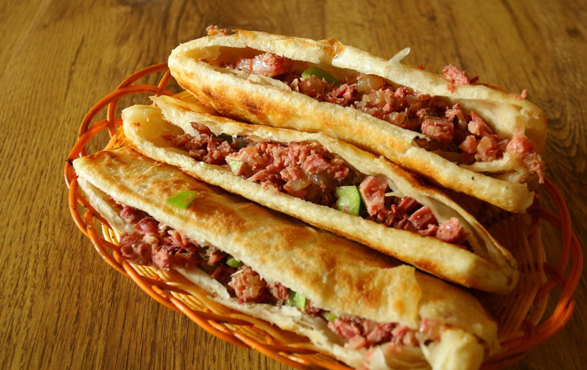 河北美食地图:驴肉火烧,羊肠子等特色小吃一网打尽