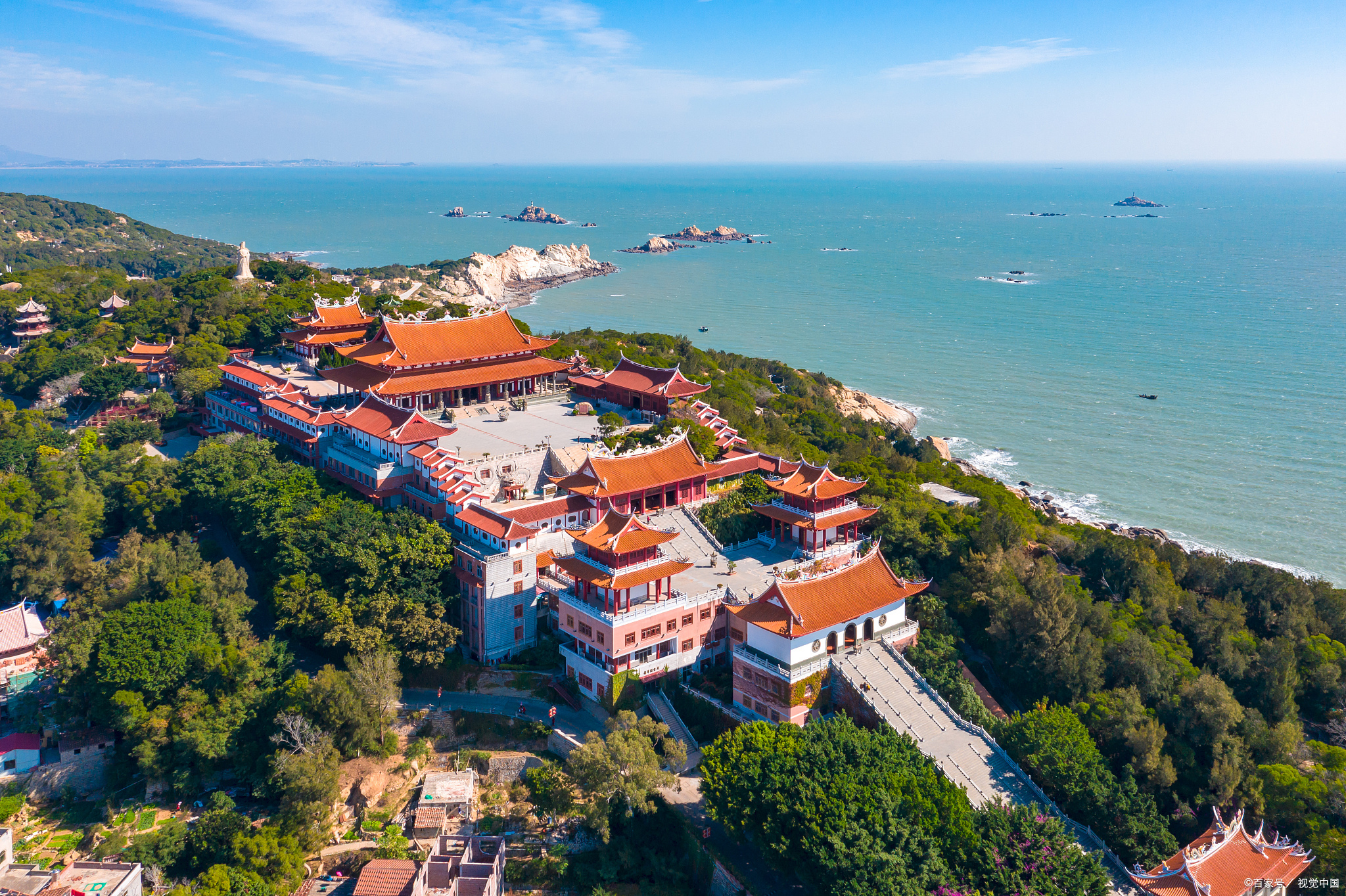 下面将推荐福建的几个必去旅游景点:1,鼓浪屿特点:鼓浪屿位于厦门岛