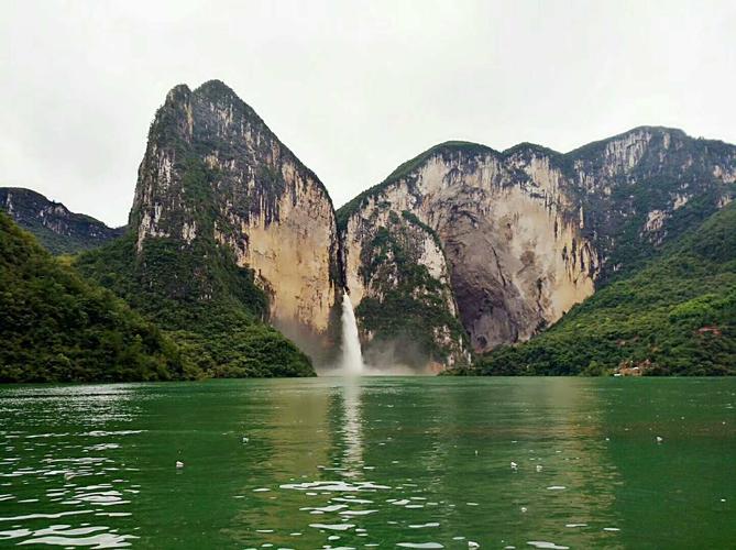 建始旅游