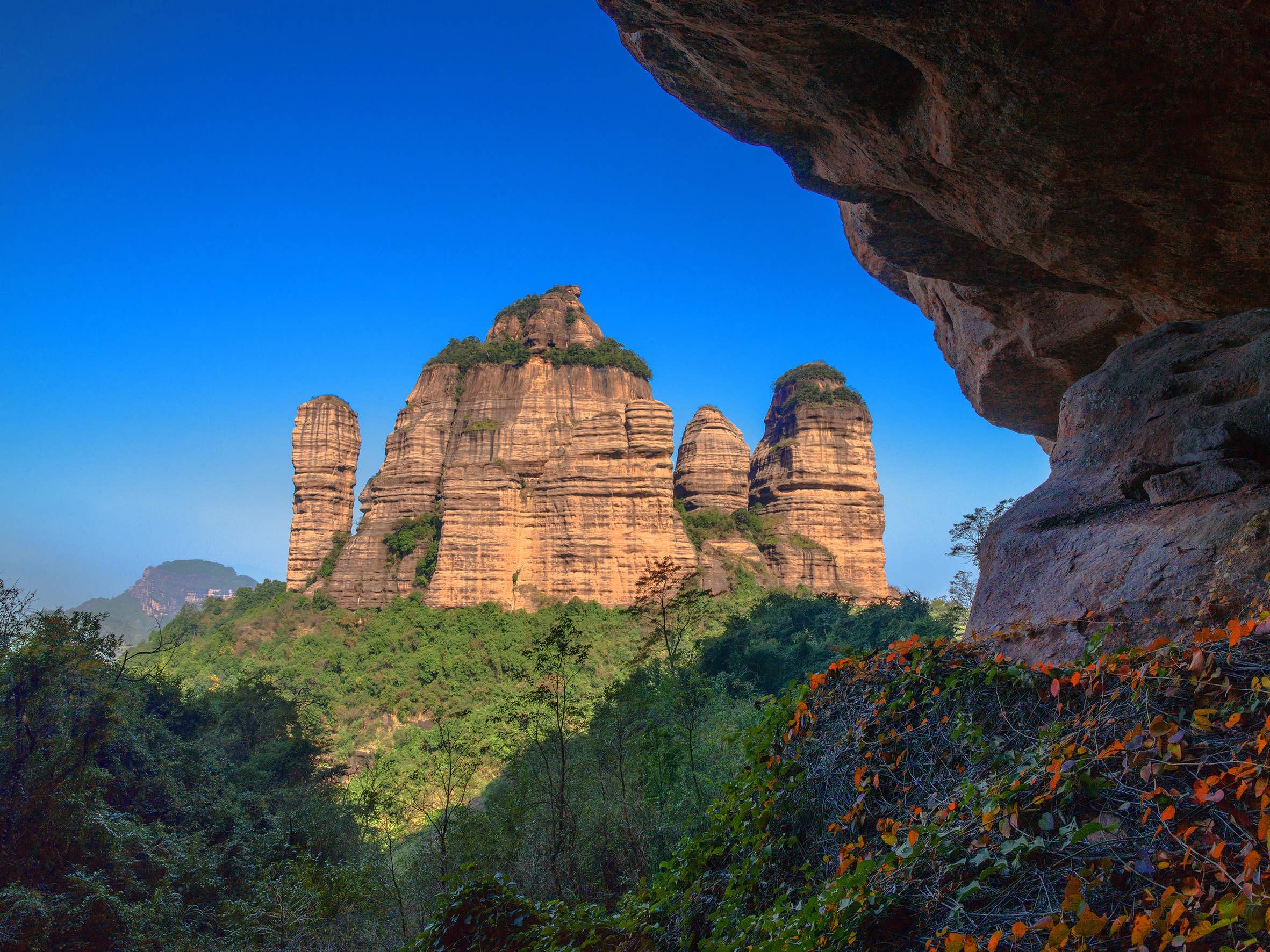 广东旅游全攻略:十大必去景点带你领略自然与文化的魅力