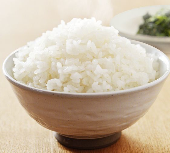 米饭是优质碳水化合物,持续供能稳定血糖